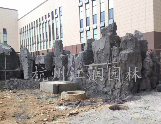 无锡假山2.jpg